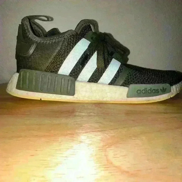 Adidas NMD R1 Night Cargo Dark Green Sneakers -‎ Men\'s Size 11 main image 5